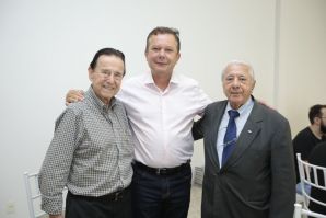 Fotos Almo�o de Posse